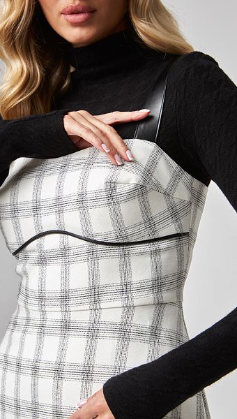 Фото sarafan-v-kletku-midi-03 товару Сарафан в клітинку міді0 Фото sarafan-v-kletku-midi-03 товару Сарафан в клітинку міді0