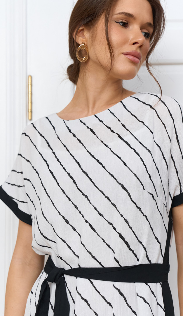 Фото sarafan-zenskij-belyj-v-cernuu-polosku-06 товару Сарафан жіночий білий в чорну смужку0