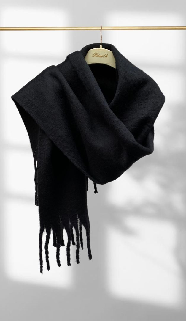 Фото sarf-s-dredami-cernyj-01 товара Шарф с дредами черный