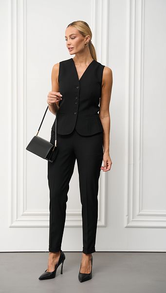 Фото stany-zenskie-zauzennye-cernye-1 товару Штани жіночі завужені чорні Фото stany-zenskie-zauzennye-cernye-1 товару Штани жіночі завужені чорні