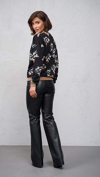 Фото svitsot-s-printom-cernyj-06 товару Світшот з принтом чорний0 Фото svitsot-s-printom-cernyj-06 товару Світшот з принтом чорний0