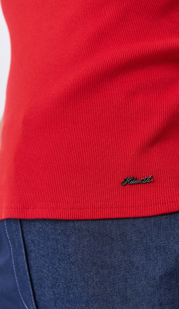 Фото top-iz-trikotaza-v-rubcik-5 товара Топ из трикотажа в рубчик0