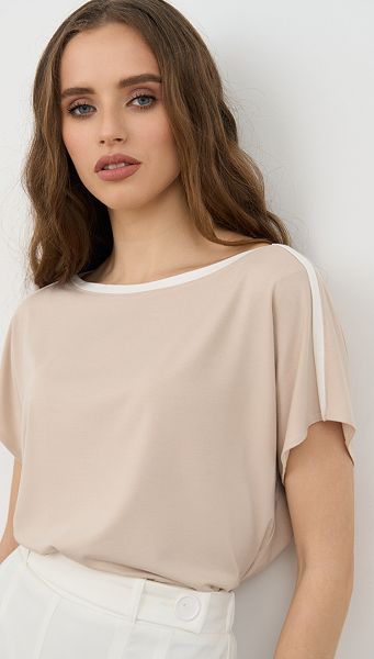 Фото top-zenskij-s-kantom-bezevyj-01 товара Топ женский с кантом бежевый Фото top-zenskij-s-kantom-bezevyj-01 товара Топ женский с кантом бежевый