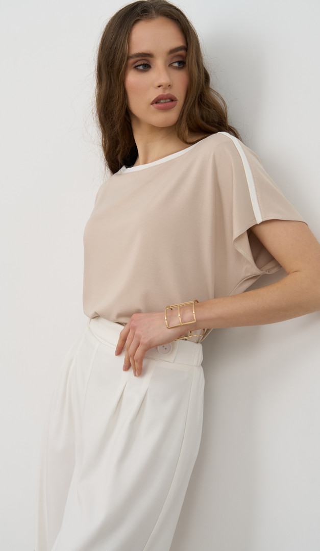 Фото top-zenskij-s-kantom-bezevyj-04 товара Топ женский с кантом бежевый0