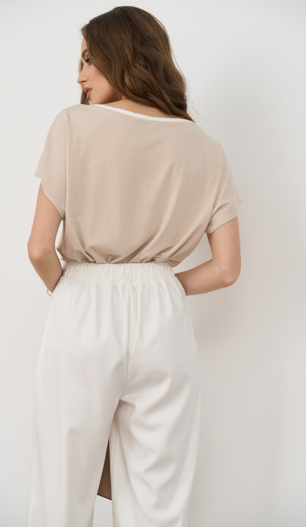 Фото top-zenskij-s-kantom-bezevyj-05 товара Топ женский с кантом бежевый0