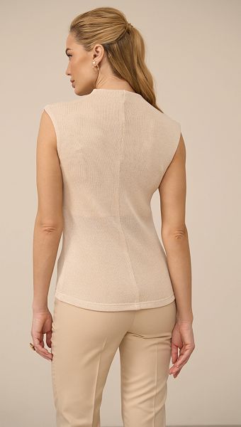 Фото top-zenskij-trikotaznyj-slivocnyj-05 товару Топ жіночий трикотажний вершковий0 Фото top-zenskij-trikotaznyj-slivocnyj-05 товару Топ жіночий трикотажний вершковий0