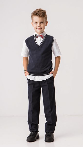 Фото trikotaznyj-zilet-sinij-s-serym-kantom-01 товару Трикотажний жилет синій з сірим кантом0 Фото trikotaznyj-zilet-sinij-s-serym-kantom-01 товару Трикотажний жилет синій з сірим кантом0