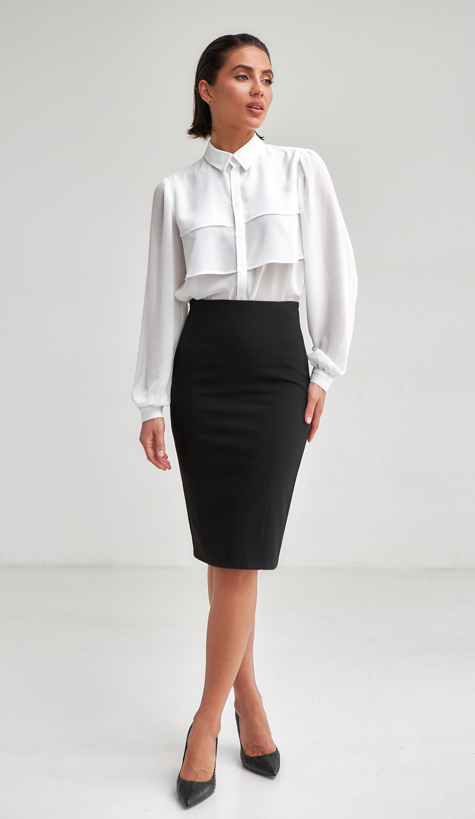 Фото ubka-bazovaa-cernaa-01 товара Юбка базовая чёрная