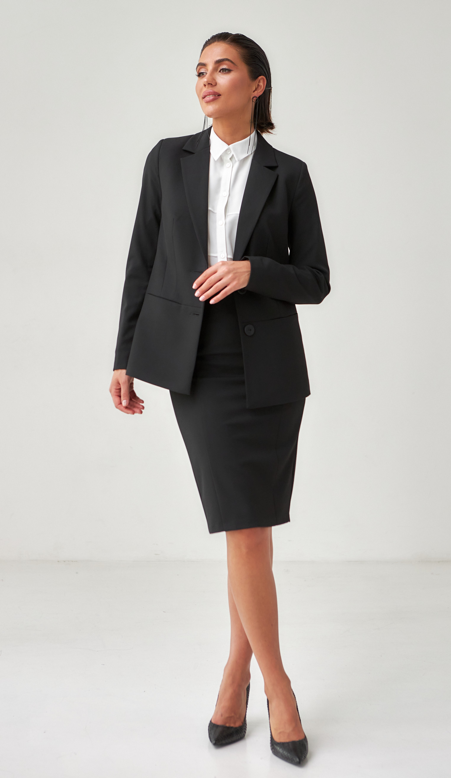 Фото ubka-bazovaa-cernaa-02 товару Спідниця базова чорна0