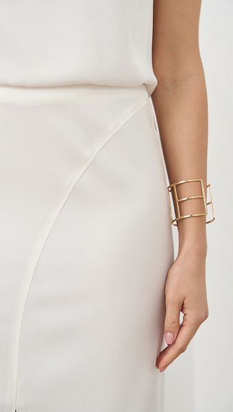 Фото ubka-midi-molocnaa-04 товару Спідниця міді молочна0 Фото ubka-midi-molocnaa-04 товару Спідниця міді молочна0