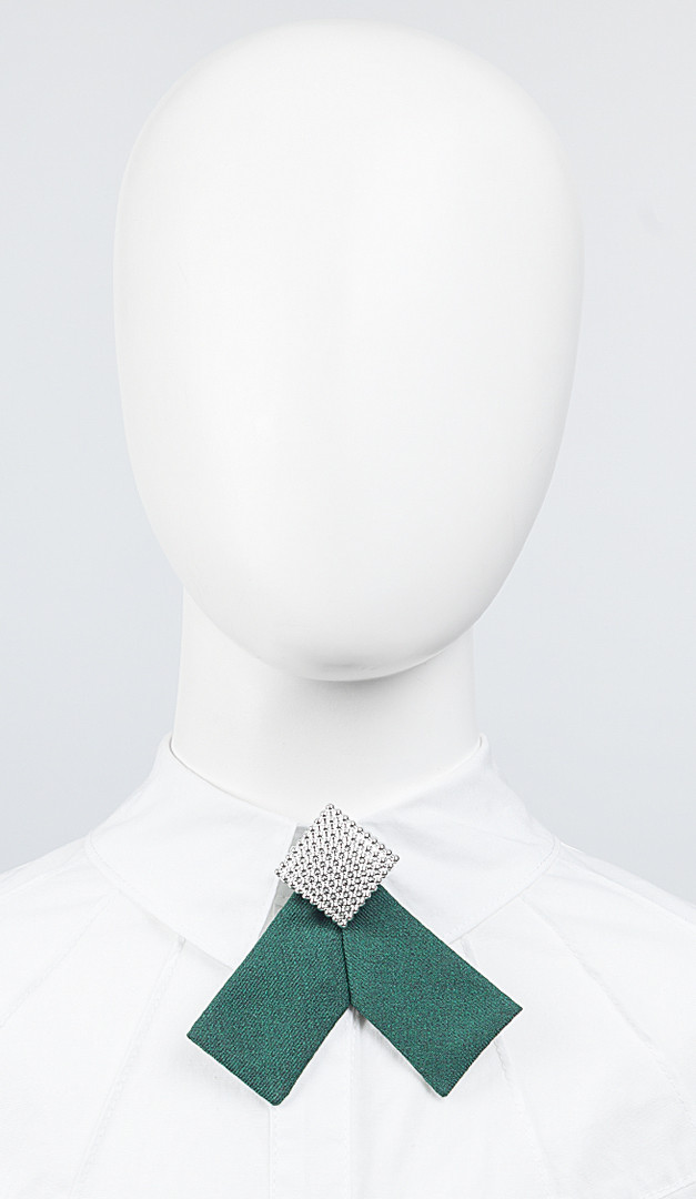 Фото ukrasenie-galstuk-dla-devocki-zelenyj-01 товара Украшение галстук для девочки зеленый