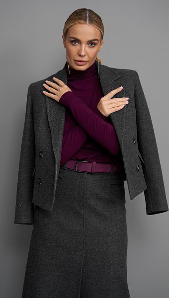 Фото zaket-dvuhbortnyj-teplyj-seryj-04 товару Жакет двобортний теплий сірий0 Фото zaket-dvuhbortnyj-teplyj-seryj-04 товару Жакет двобортний теплий сірий0