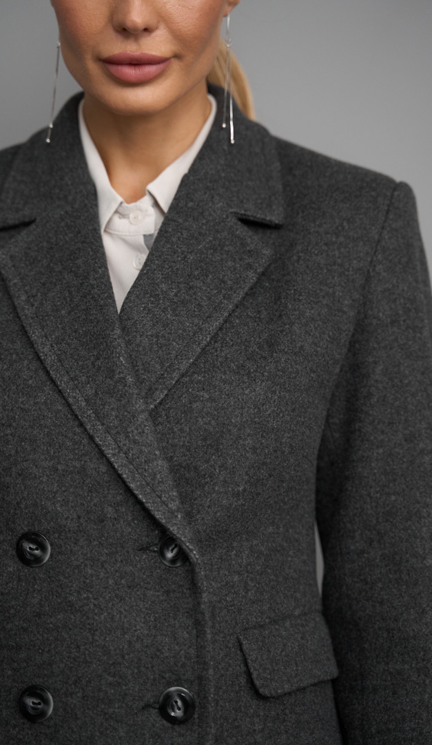 Фото zaket-dvuhbortnyj-teplyj-seryj-05 товару Жакет двобортний теплий сірий0