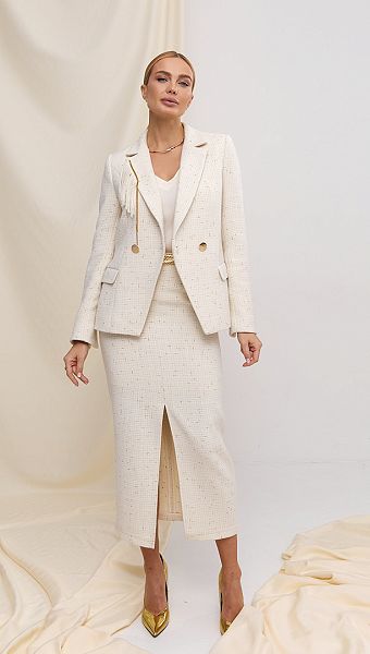 Фото zaket-iz-sersti-molocnyj-02 товара Жакет из шерсти молочный0 Фото zaket-iz-sersti-molocnyj-02 товара Жакет из шерсти молочный0