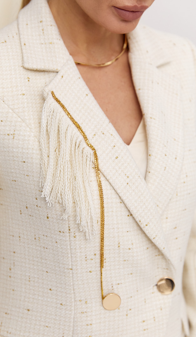 Фото zaket-iz-sersti-molocnyj-04 товара Жакет из шерсти молочный0