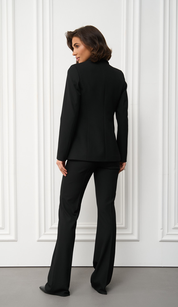 Фото zaket-zenskij-bazovyj-cernyj-4 товару Жакет жіночий базовий чорний0