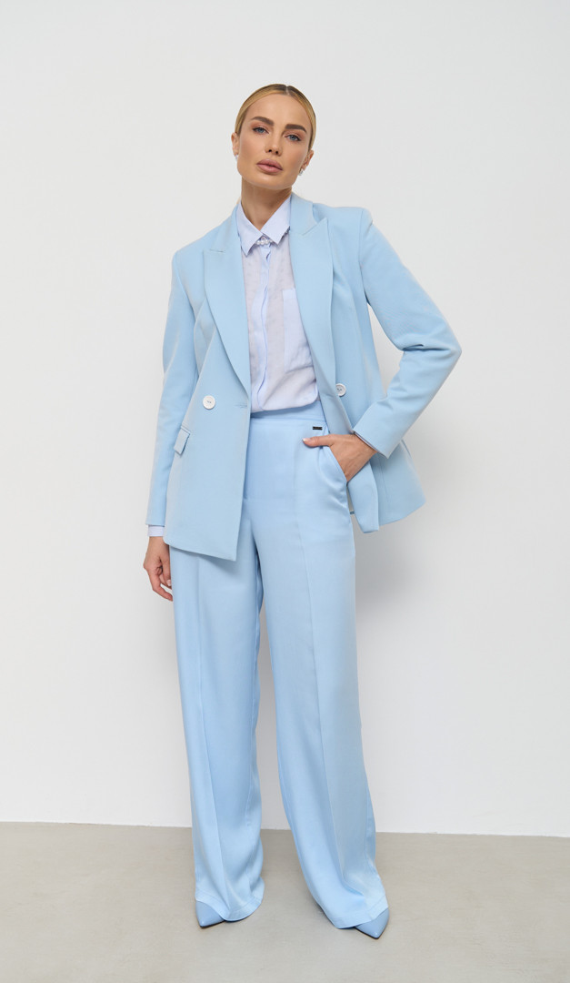 Фото zaket-zenskij-dvubortnyj-goluboj-04 товару Жакет жіночий двобортний блакитний0