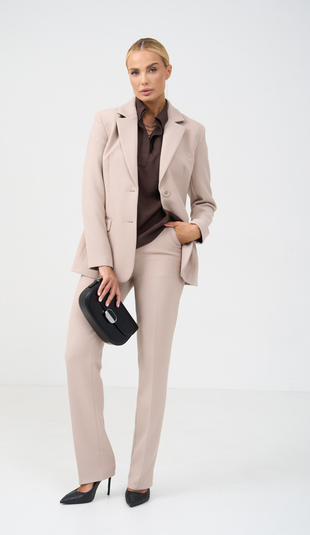 Фото zaket-zenskij-klassiceskij-bezevyj-01 товару Жакет жіночий класичний бежевий