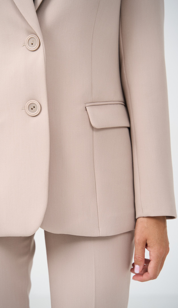 Фото zaket-zenskij-klassiceskij-bezevyj-06 товару Жакет жіночий класичний бежевий0