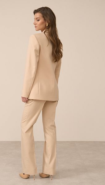 Фото zaket-zenskij-slivocnyj-05 товару Жакет жіночий вершковий0 Фото zaket-zenskij-slivocnyj-05 товару Жакет жіночий вершковий0