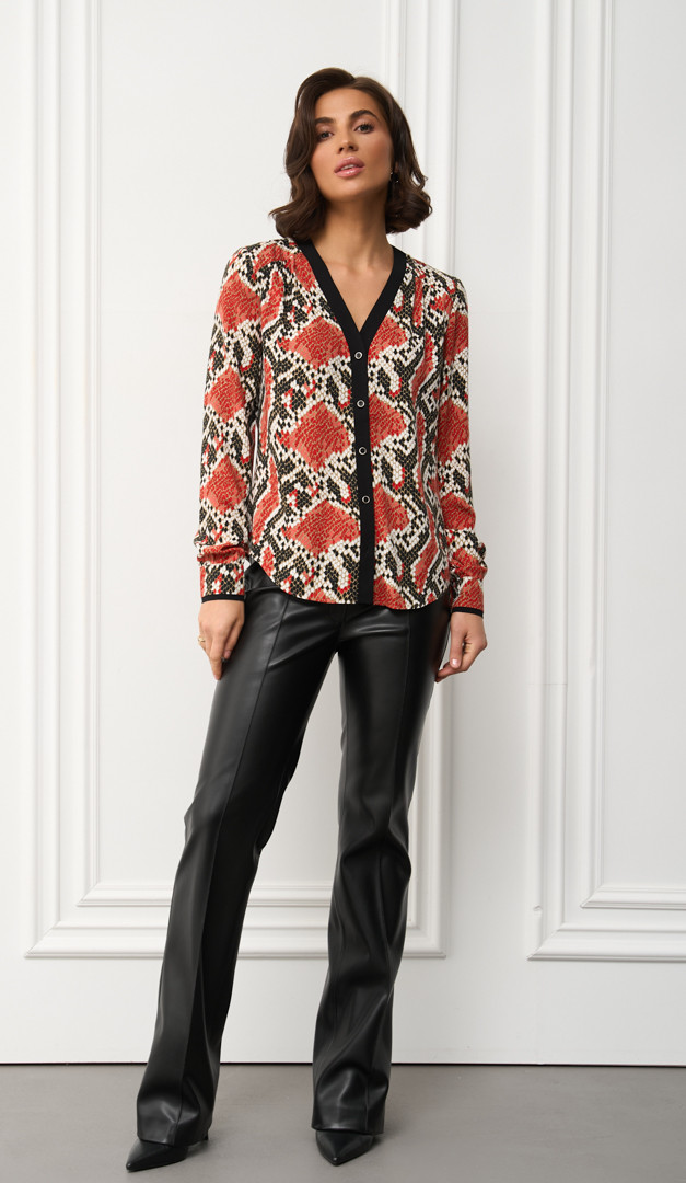 Фото zenskaa-bluzka-zmeinyj-print-1 товара Женская блузка змеиный принт0