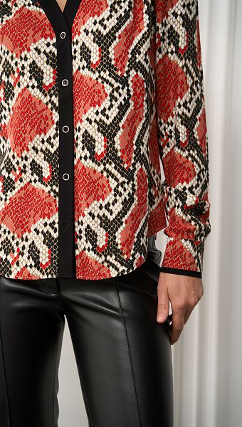 Фото zenskaa-bluzka-zmeinyj-print-4 товара Женская блузка змеиный принт0 Фото zenskaa-bluzka-zmeinyj-print-4 товара Женская блузка змеиный принт0