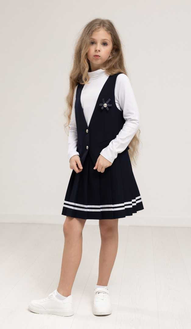 Фото zilet-dla-devocki-na-pugovicah-1 товара Жилет для девочки на пуговицах