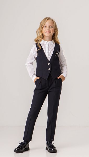 Фото zilet-dla-devocki-na-pugovicah-11 товара Жилет для девочки на пуговицах1 Фото zilet-dla-devocki-na-pugovicah-11 товара Жилет для девочки на пуговицах1