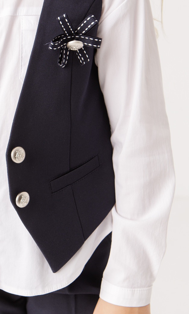 Фото zilet-dla-devocki-na-pugovicah-13 товара Жилет для девочки на пуговицах1