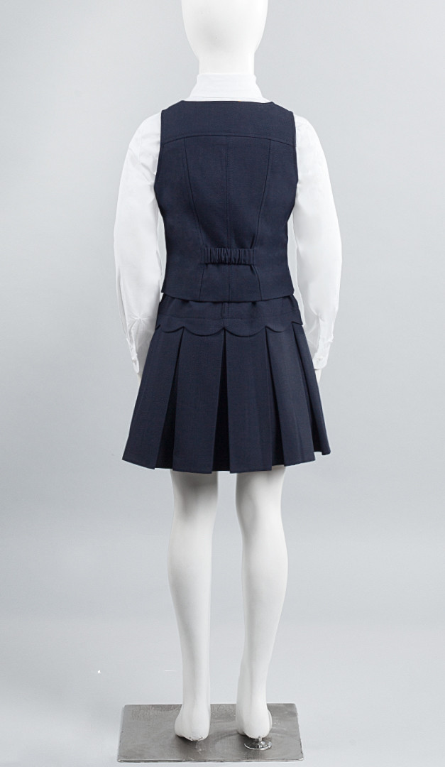 Фото zilet-dla-devocki-s-bretelami-na-pugovicah-12 товару Жилет для дівчинки з бретелями на гудзиках1