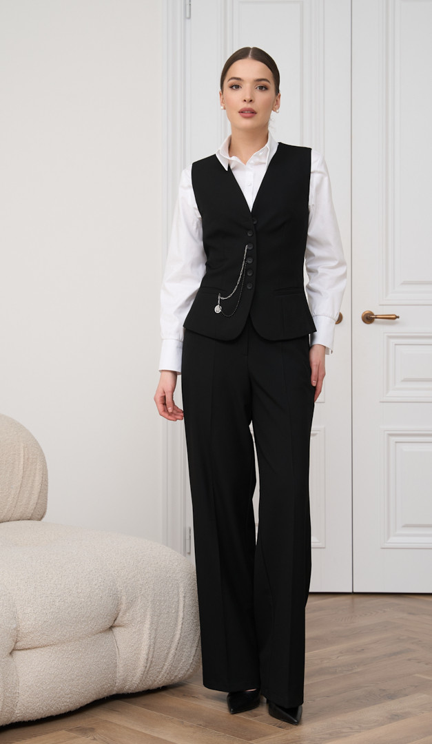 Фото zilet-zenskij-klassiceskij-cernyj-8 товару Жилет жіночий класичний чорний