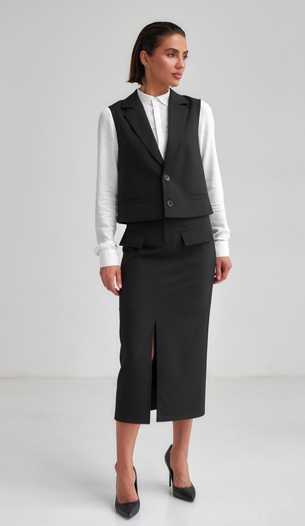 Фото zilet-zenskij-pramoj-cernyj-01 товару Жилет жіночий прямий чорний