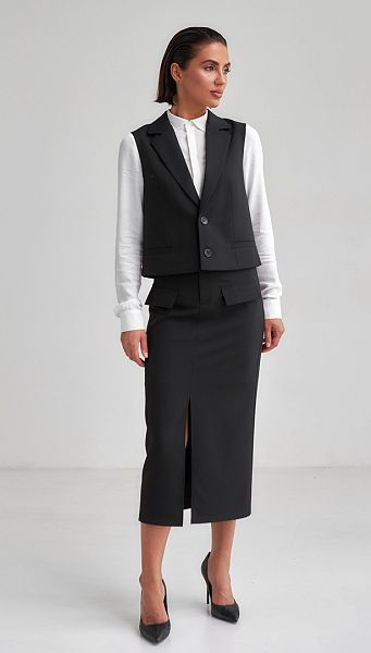 Фото zilet-zenskij-pramoj-cernyj-01 товару Жилет жіночий прямий чорний Фото zilet-zenskij-pramoj-cernyj-01 товару Жилет жіночий прямий чорний