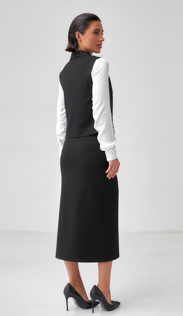 Фото zilet-zenskij-pramoj-cernyj-05 товару Жилет жіночий прямий чорний0